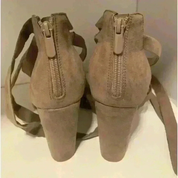Torrid Suede Wrap Tie Up Heels/Shoes Taupe Womens Sz 9 - Picture 7 of 15